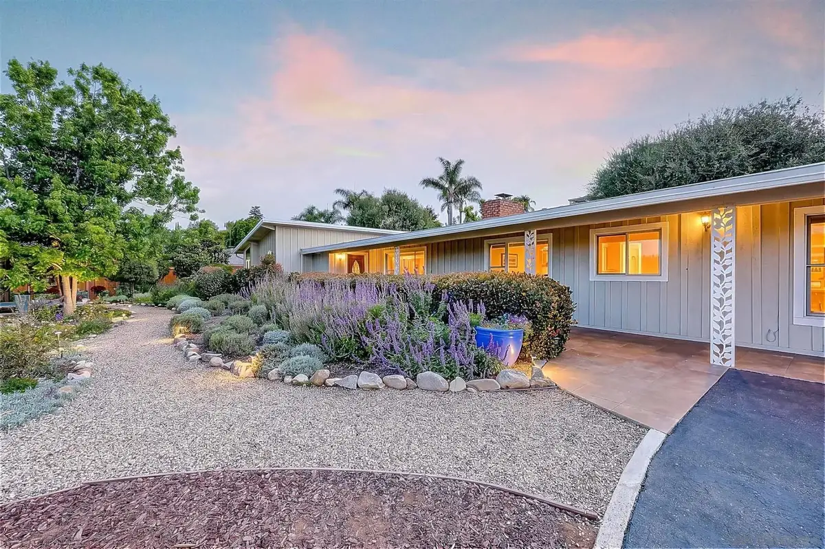 1642 York Dr, Vista, CA 92084 - #1