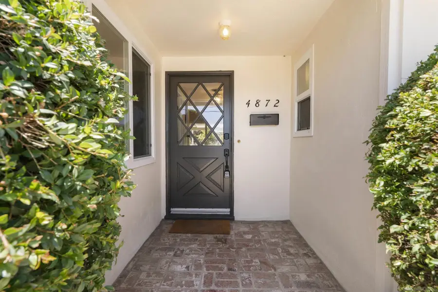 4872 Mount Almagosa Dr, San Diego, CA 92111 - #3