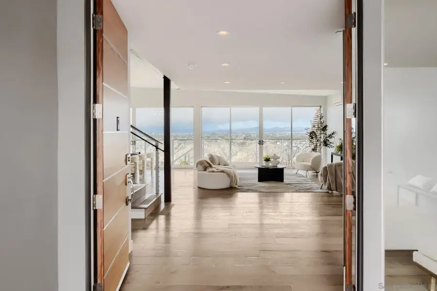 5725 Soledad Mountain, La Jolla, CA 92037 - #3
