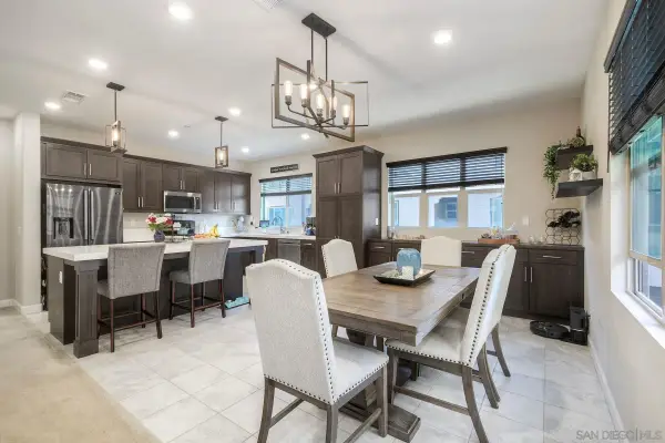 1577 Castillo Way #5, Vista, CA 92081
