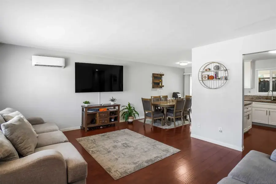 152 E Oxford Street, Chula Vista, CA 91911 - #2