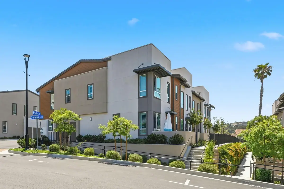 973 Bradley Way, Vista, CA 92081 - #1