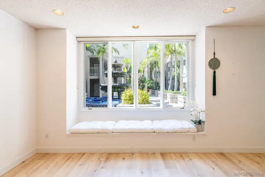 4012 Nobel Dr 102, San Diego, CA 92122 - #2