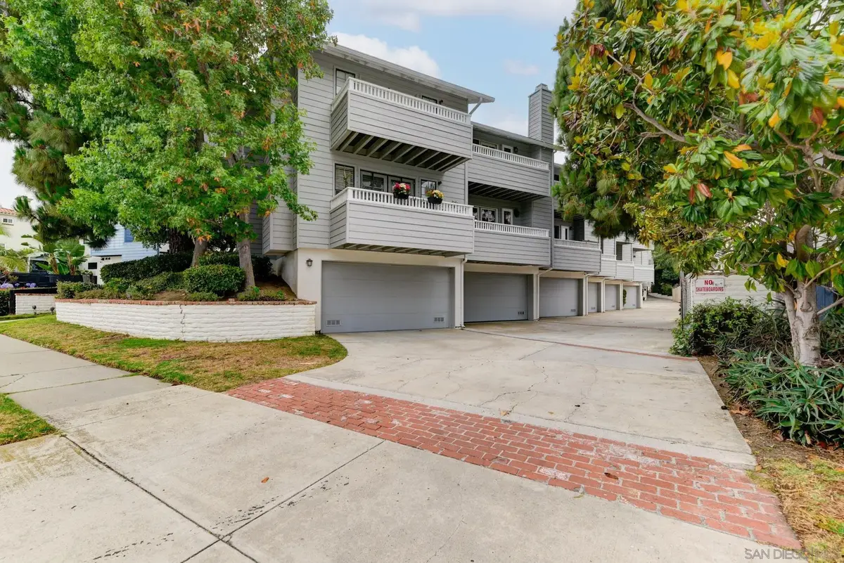 1994 Diamond #2, San Diego, CA 92109 - #1