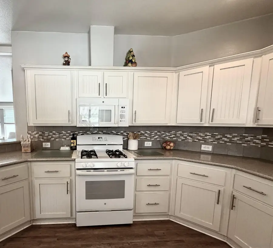 2003 Bayview Heights #SPC 138, San Diego, CA 92105 - #3