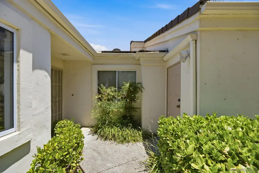 29402 Circle R Greens Dr, Escondido, CA 92026 - #3