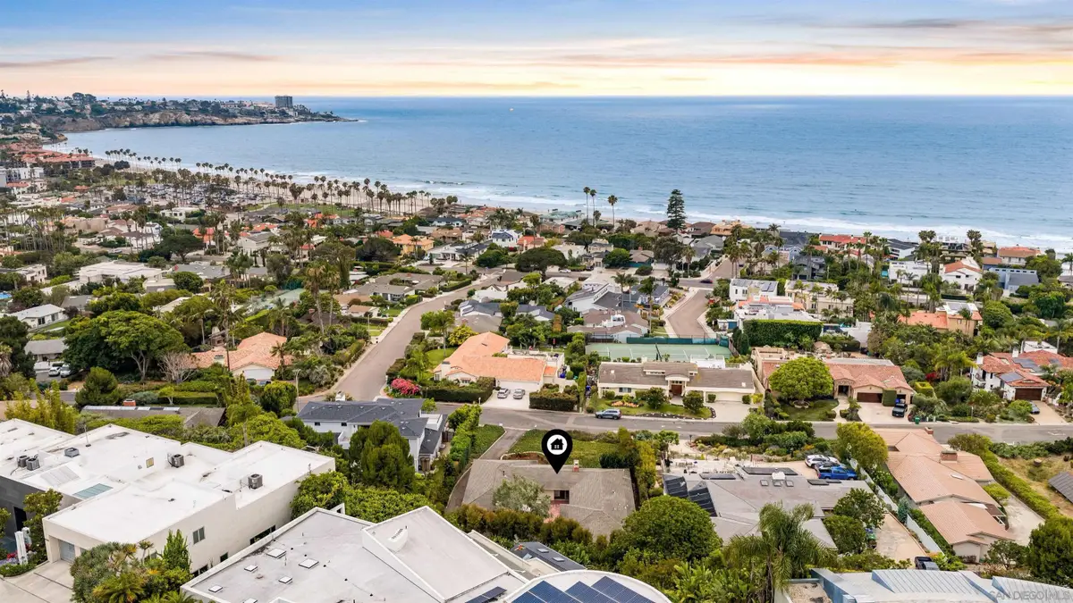8511 Avenida De Las Ondas, La Jolla, CA 92037 - #1