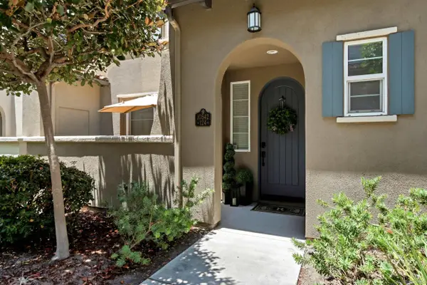 10542 Sanshey Lane #124, San Diego, CA 92127