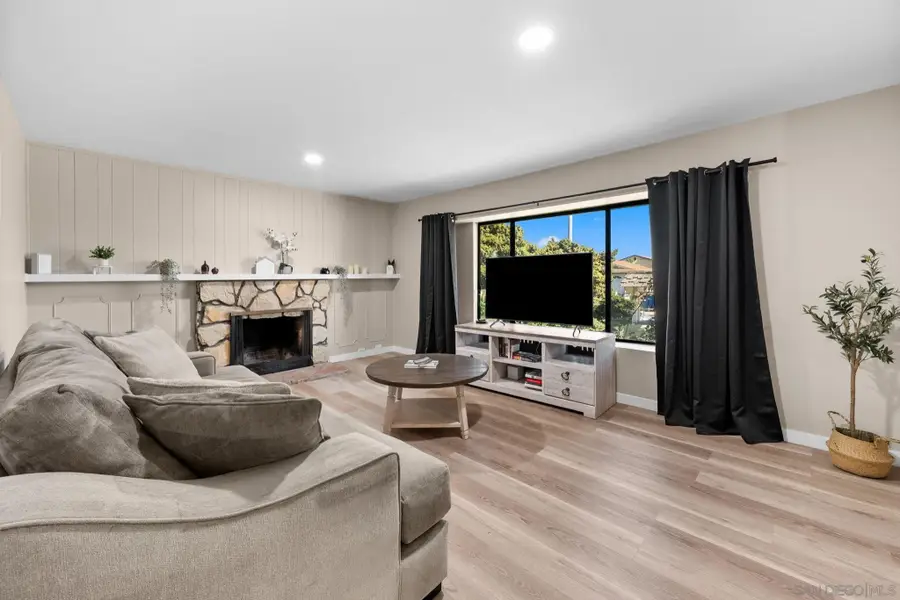 10124 Three Oaks Way, Santee, CA 92071 - #2