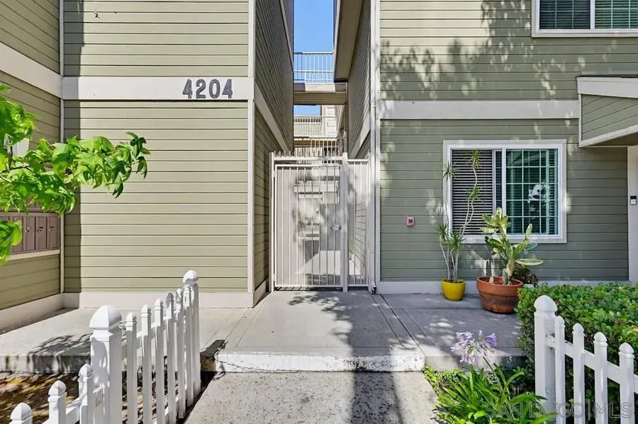 4204 3rd Ave #11, San Diego, CA 92103 - #2