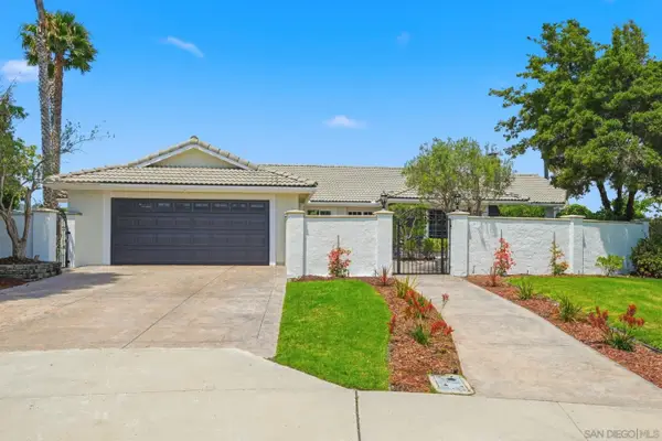 1619 Mapleleaf Ct, Encinitas, CA 92024