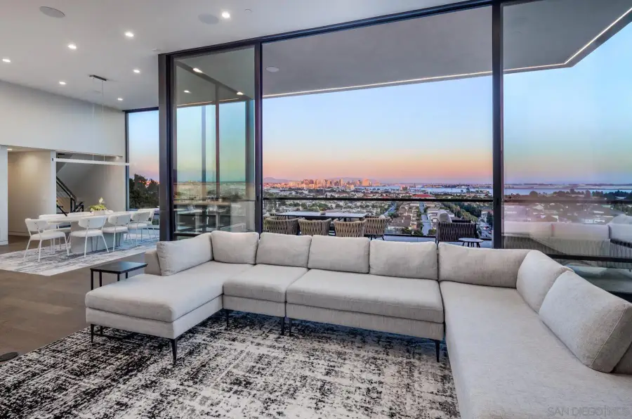 2035 Evergreen St, San Diego, CA 92106 - #3