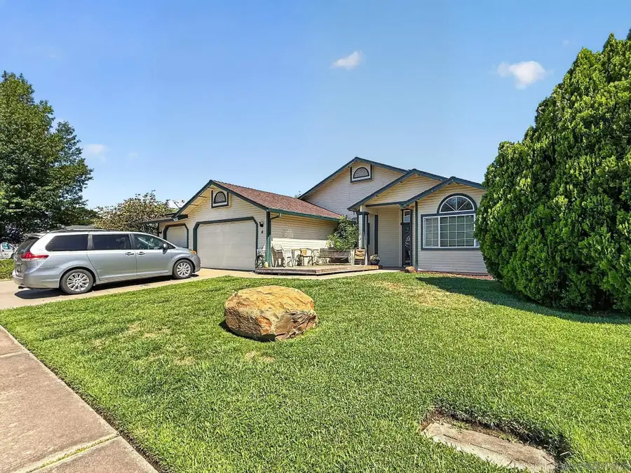 4 Vaquero, Oroville, CA 95965 - #3