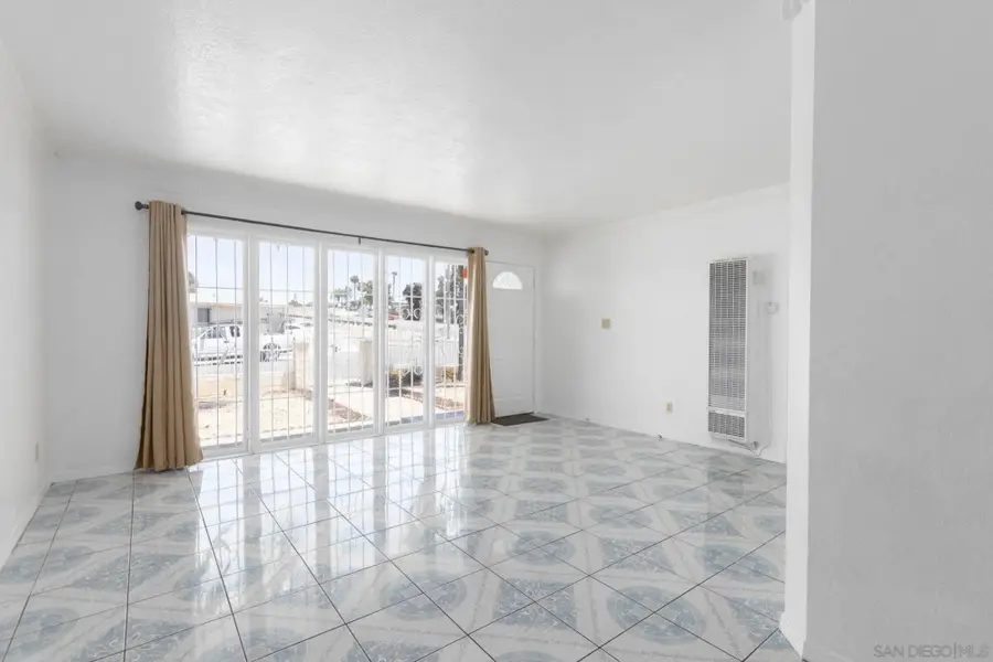 5359 Redwood St, San Diego, CA 92105 - #2