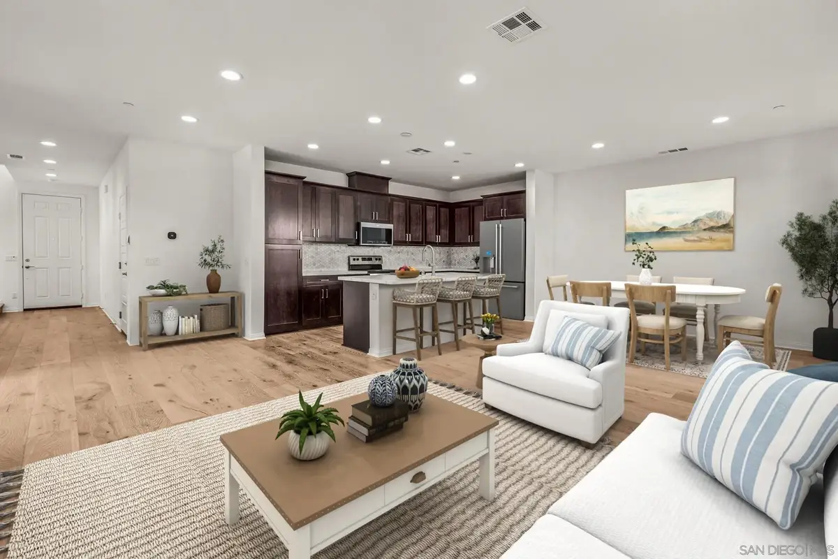 505 Pinedale, Vista, CA 92081 - #1