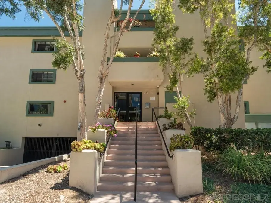 917 Torrance #19, San Diego, CA 92103 - #2