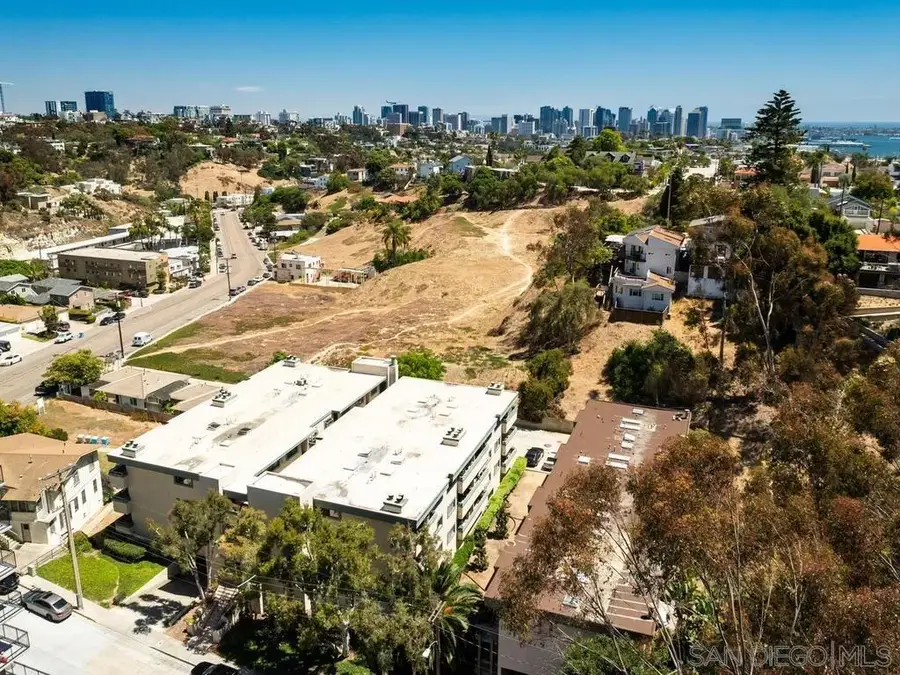 917 Torrance #19, San Diego, CA 92103 - #3