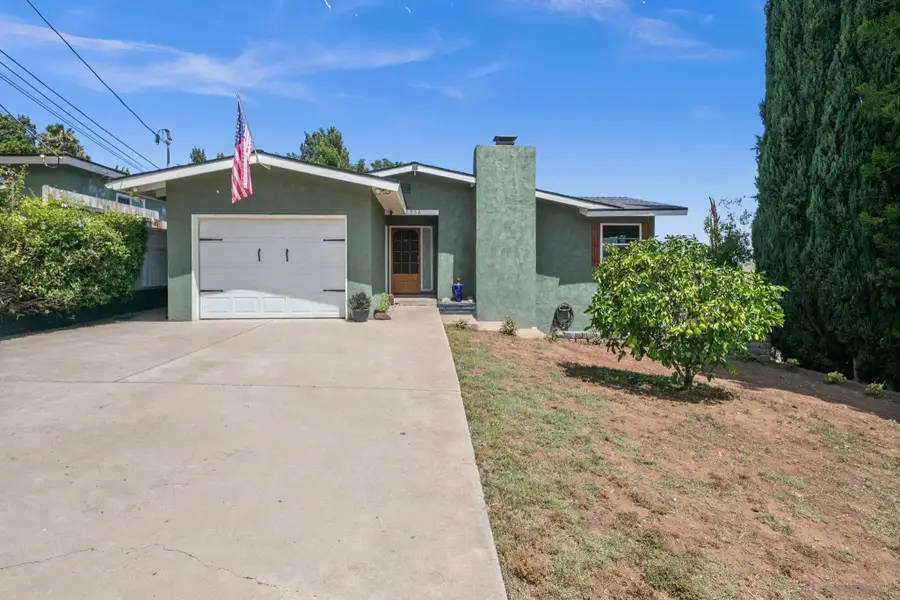 952 W 5th Ave, Escondido, CA 92025 - #2