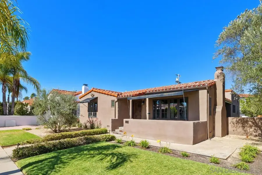 5151 Hastings Road, San Diego, CA 92116 - #2