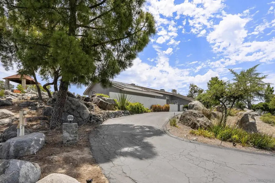 28455 Meadow Mesa, Escondido, CA 92026 - #2
