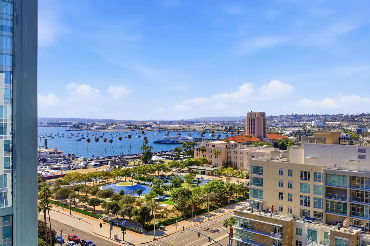 1325 Pacific Hwy #1305, San Diego, CA 92101 - #1