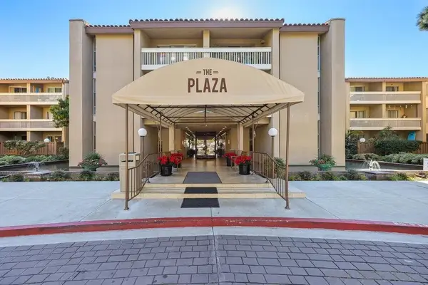 1775 Diamond #1-306, San Diego, CA 92109