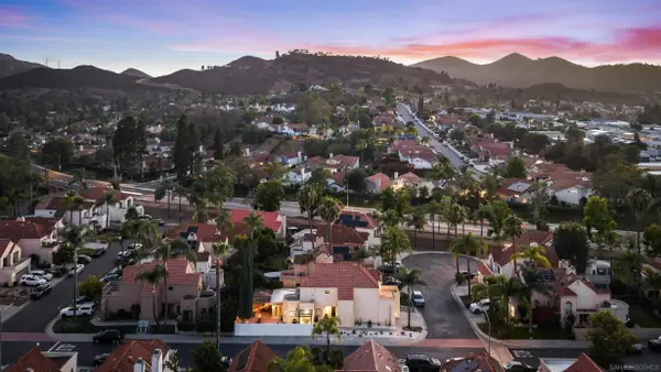 2161 Villa Sonoma Glen, Escondido, CA 92029