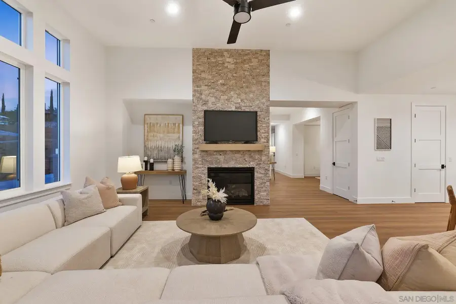 39301 Corte Venture, Temecula, CA 92592 - #3