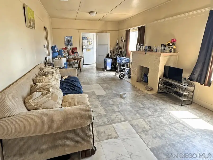3250 Clay Ave, San Diego, CA 92113 - #3