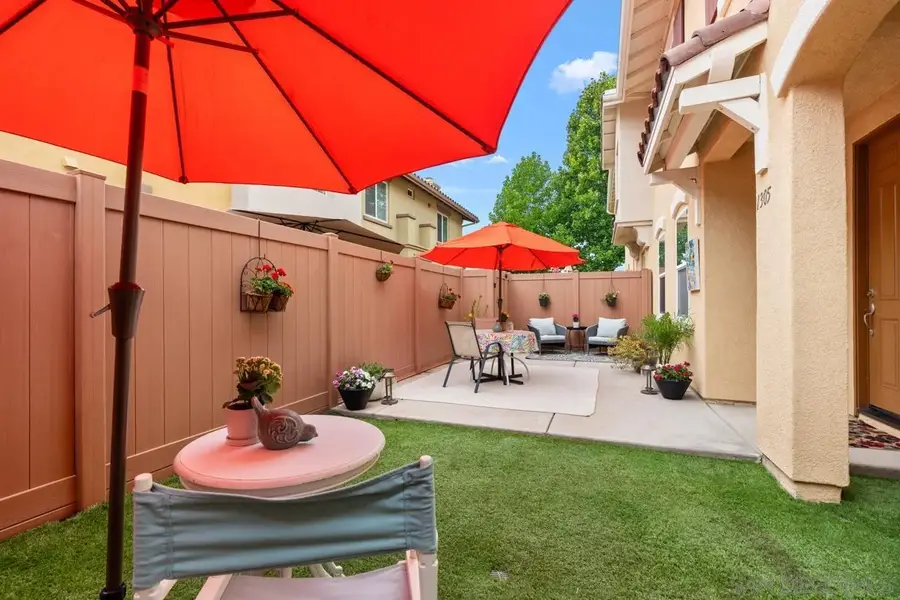 1305 Isabella Way, Vista, CA 92084 - #2
