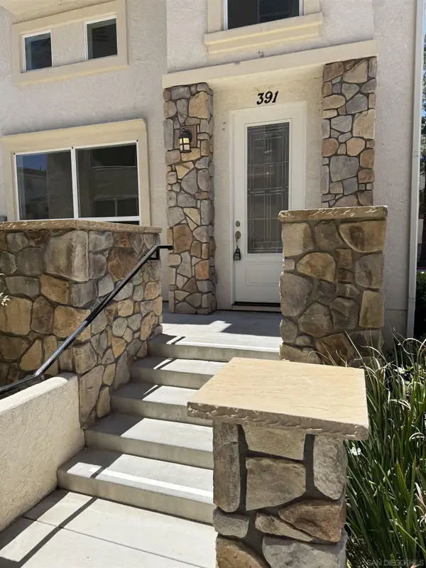 391 Connecticut, El Cajon, CA 92020