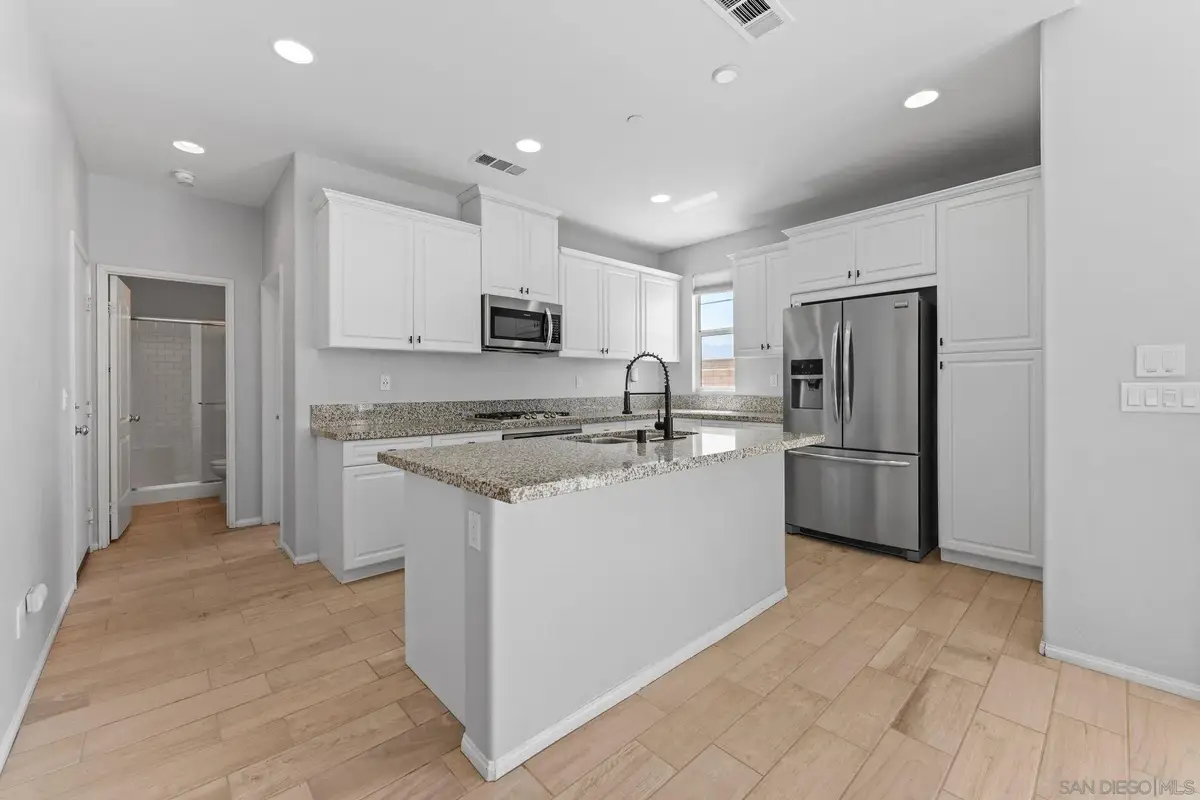 305 Paseo Gusto, Palm Desert, CA 92211 - #1