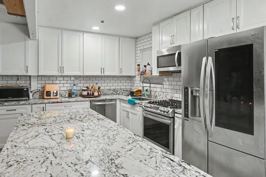 1367 E Madison Ave, El Cajon, CA 92021 - #2