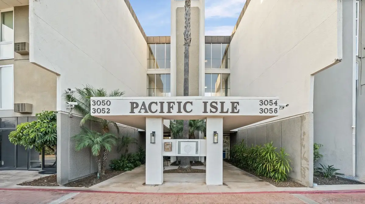3050 Rue D'orleans #423, San Diego, CA 92110 - #1