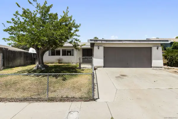 9342 Dempster Dr, Santee, CA 92071