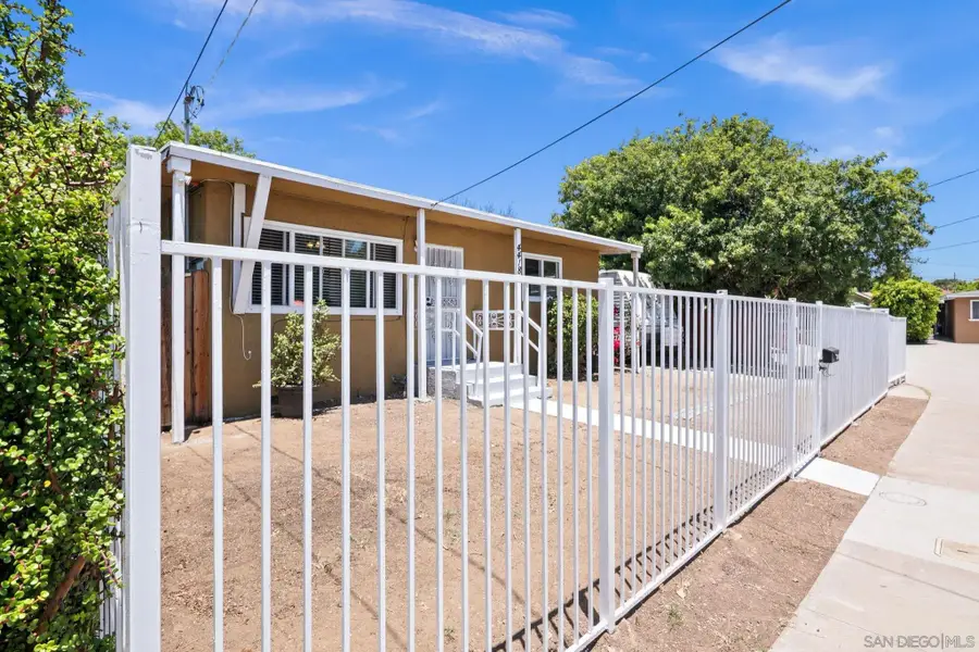 4418 Tremont St, San Diego, CA 92102 - #3