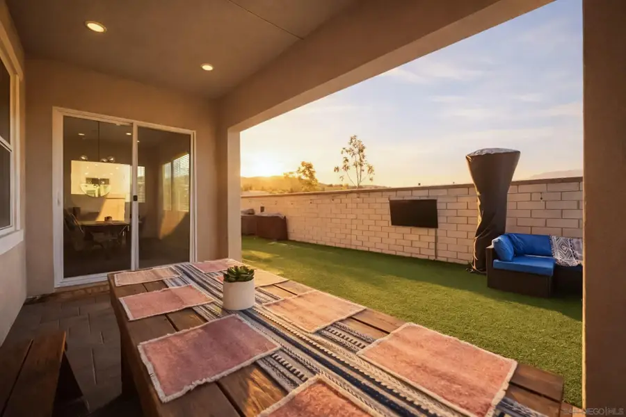 305 Creekview Ct, San Marcos, CA 92078 - #3