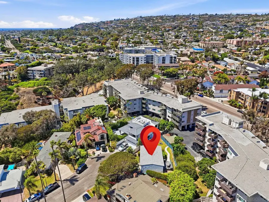 665 Pacific View Dr, San Diego, CA 92109 - #2