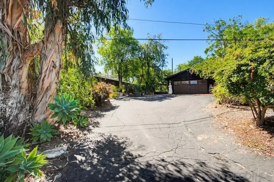28605 Rolling Rock Rd., Escondido, CA 92026 - #2