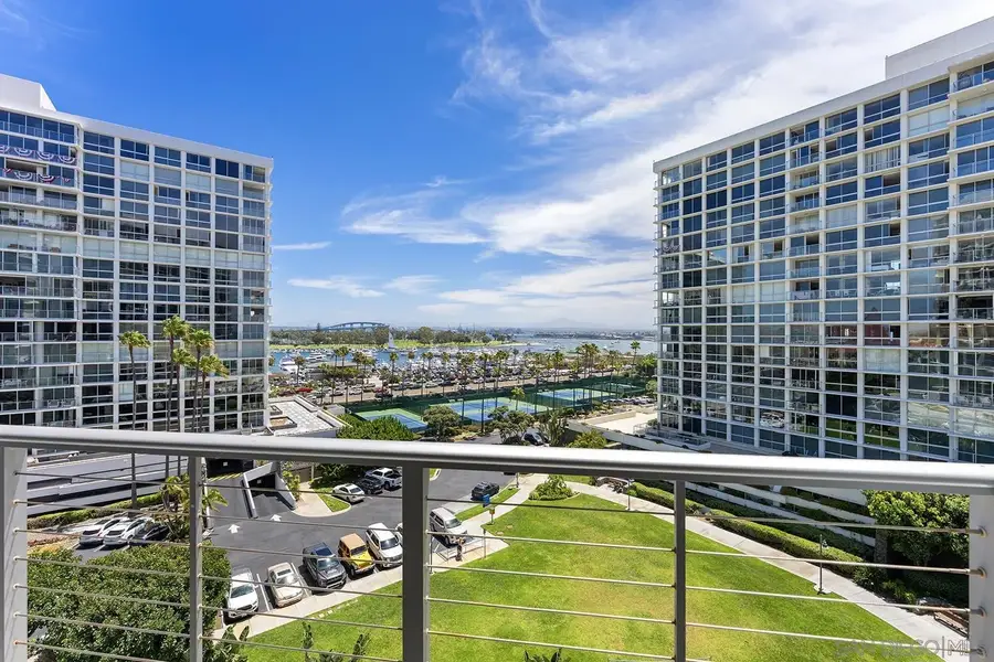 1720 Avenida Del Mundo #607, Coronado, CA 92118 - #2