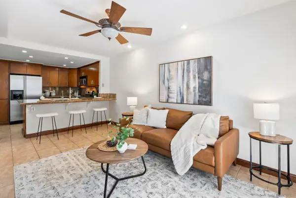6998 Camino Degrazia, San Diego, CA 92111