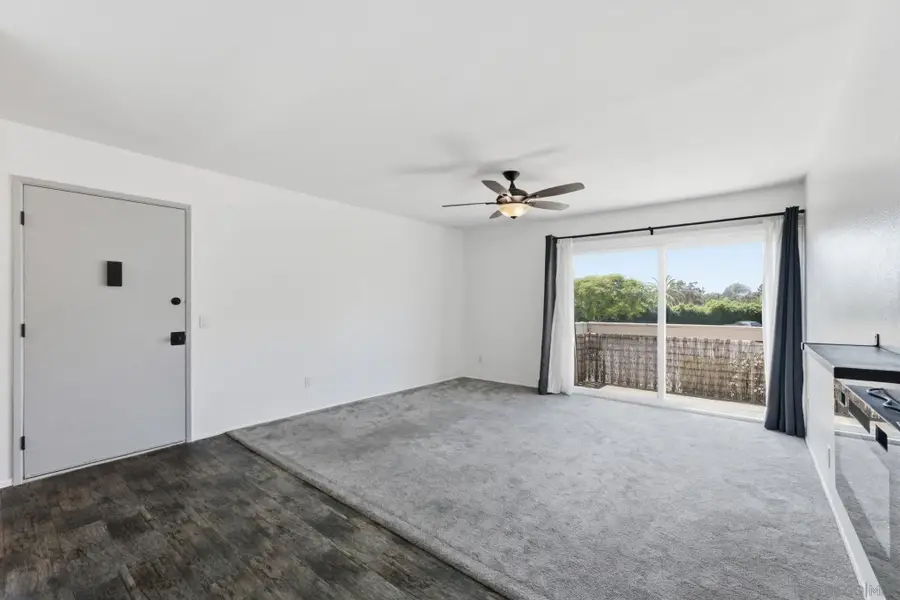 405 Requeza St #H12, Encinitas, CA 92024 - #3