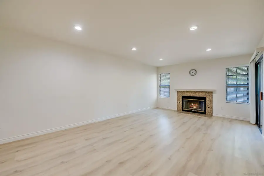 12051 Alta Carmel Ct #208, San Diego, CA 92128 - #3