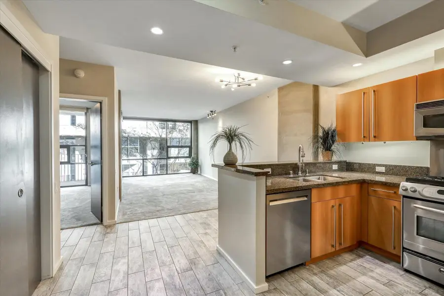 350 11th Ave #323, San Diego, CA 92101 - #2