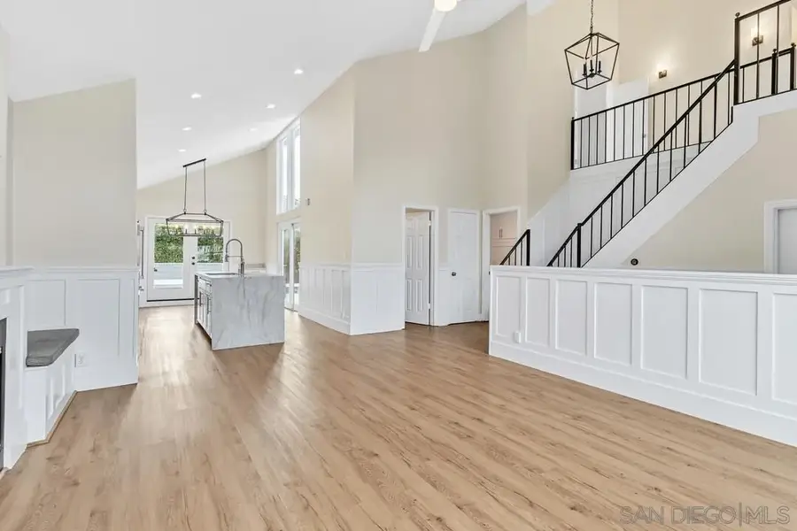 1987 Chalcedony St., San Diego, CA 92109 - #2