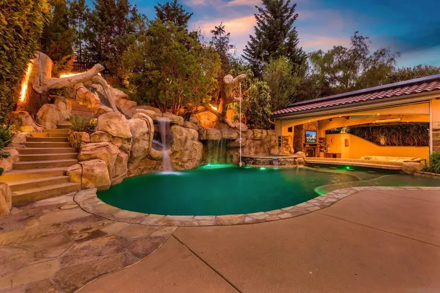 8149 Calle Catalonia, Carlsbad, CA 92009 - #2