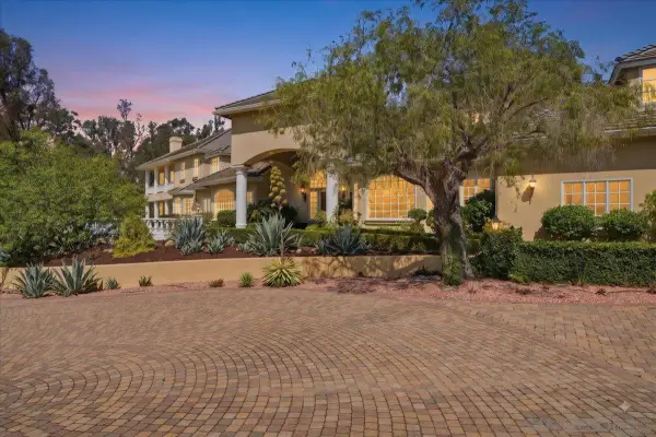 6150 Avenida Alteras, Rancho Santa Fe, CA 92067
