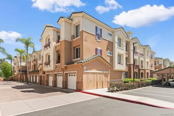 12372 Carmel Country #206, San Diego, CA 92130