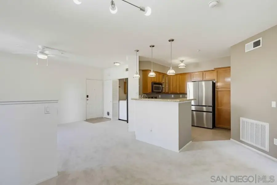 3825 Elijah #327, San Diego, CA 92130 - #3