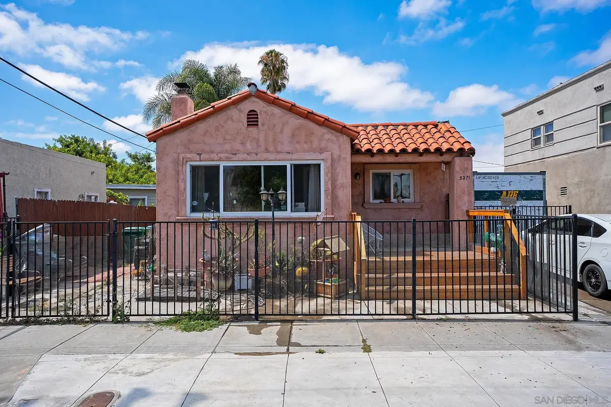 3271 Monroe Ave, San Diego, CA 92116 - #1
